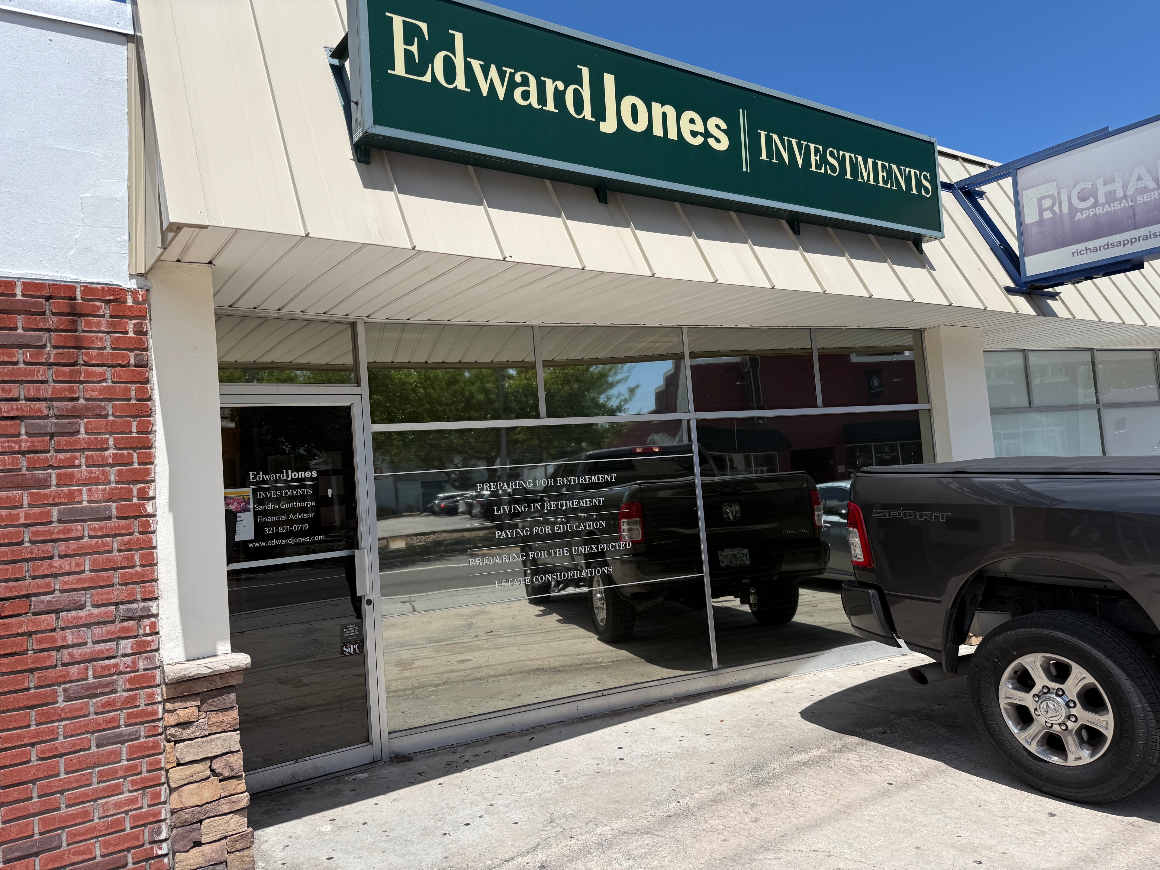 Edward Jones — Office Tint